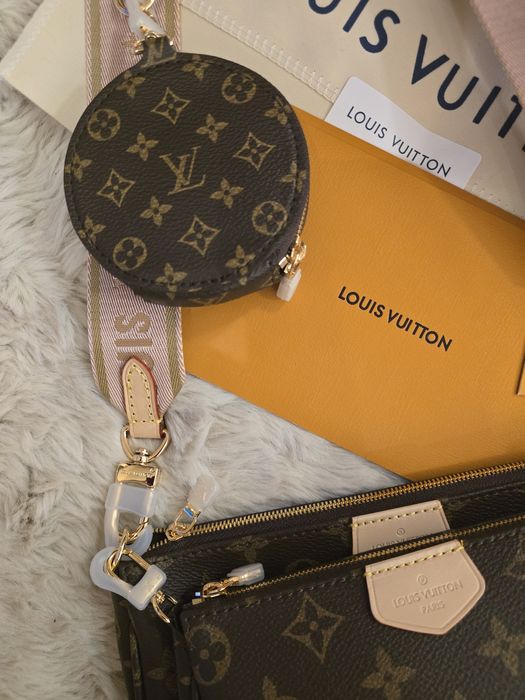 Налична чанта Louis Vuitton Multi Pochette Accessoires