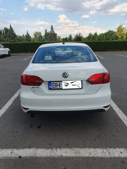 VOLKSWAGEN Jetta 2014 — imagine 3