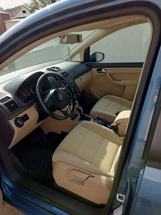 VOLKSWAGEN Touran 2013 — imagine 4