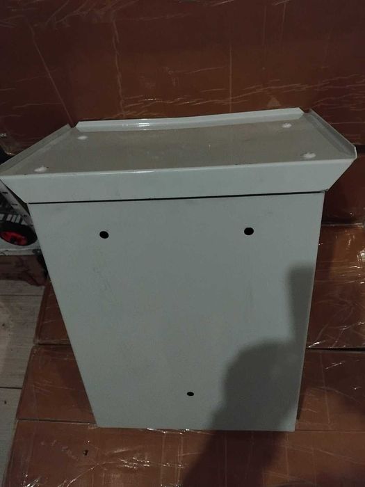 Безплатна доставка! Нови метални елтабла за външен монтаж