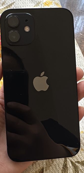 Продается айфон 12