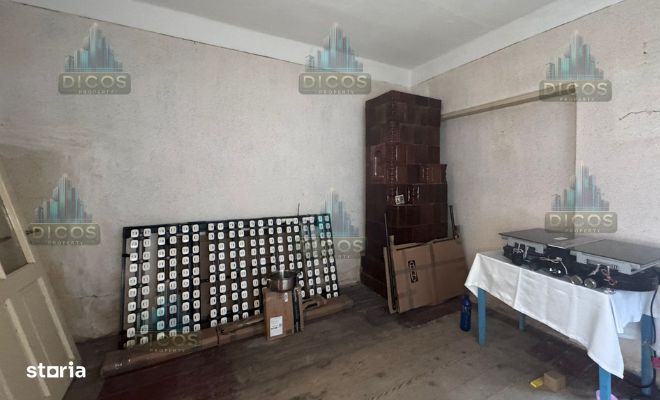 Casă de vânzare cu 3 camere
