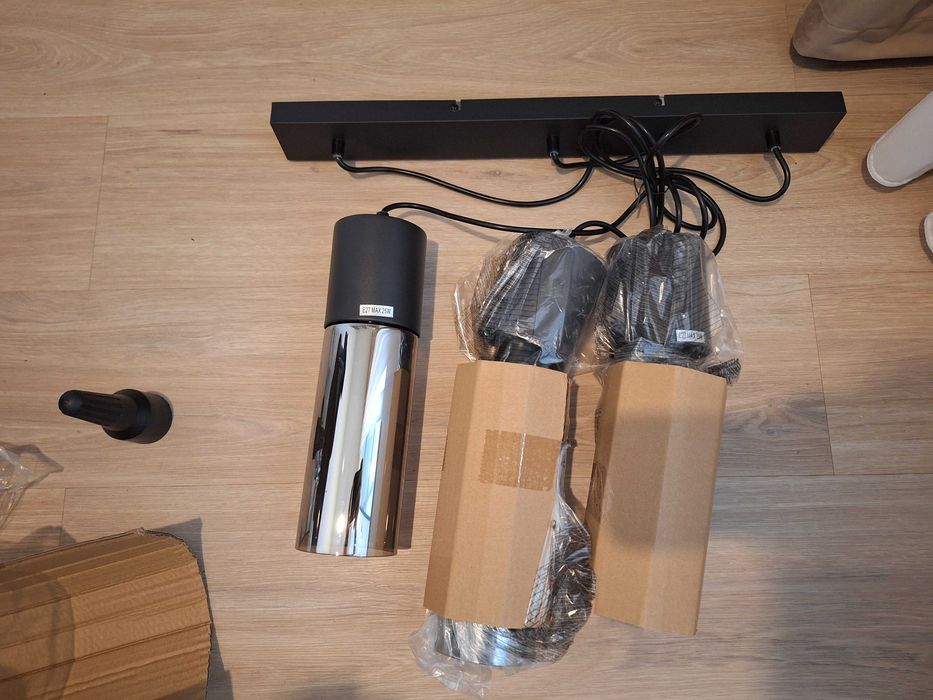 Lustra moderna cu 3 pendule Ronno