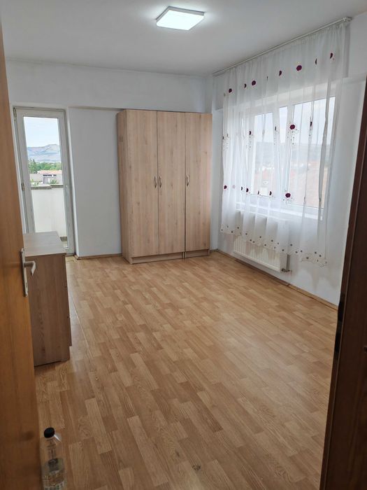 Apartament de inchiriat