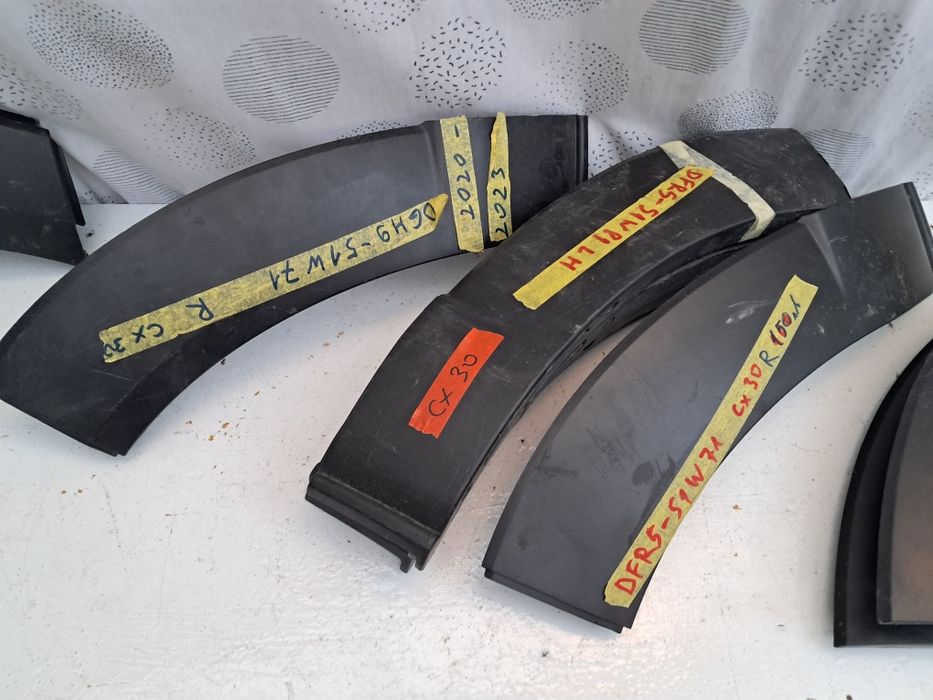 Лайсна   задна предна Mazda cx30  Mazda Cx3