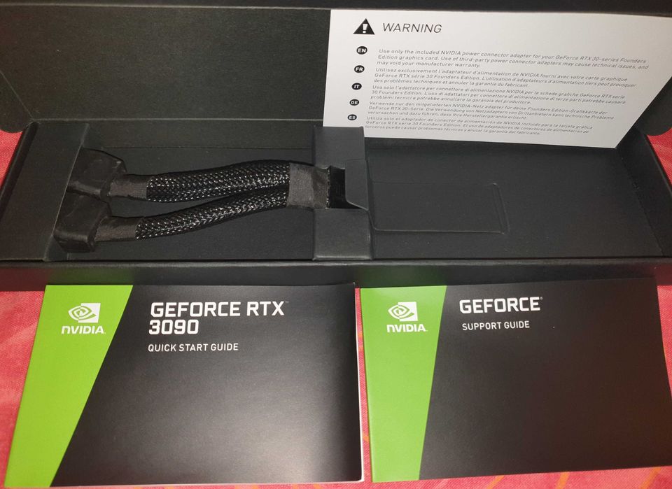 Placa nVidia RTX 3090 Founders Edition ca noua