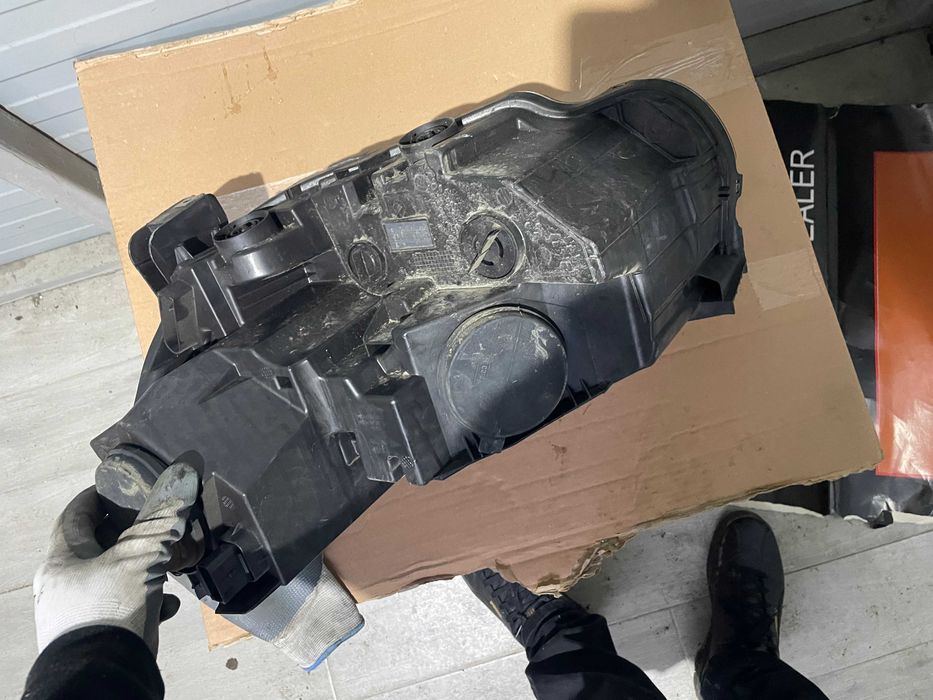 Far Dreapta Peugeot Partner III 3 An  2019 - 2025 cod 9816826880