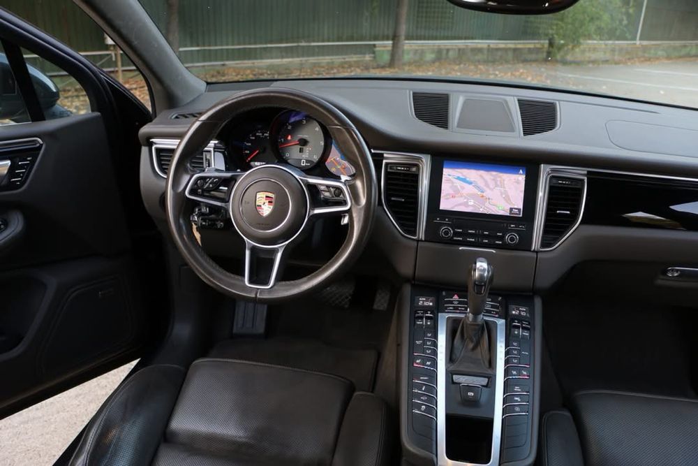 PORSCHE Macan 2016 — imagine 2