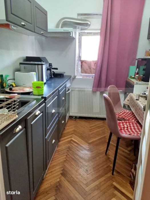 Apartament 3 camere de vanzare, 55 mp, zona Sovata