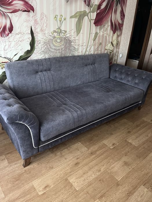 Диван стильный с креслом