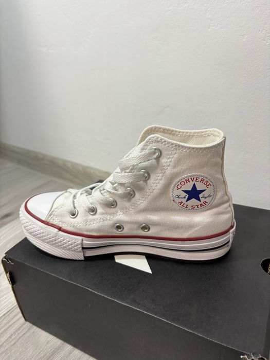 Converse Chuck Taylor, marimea 32