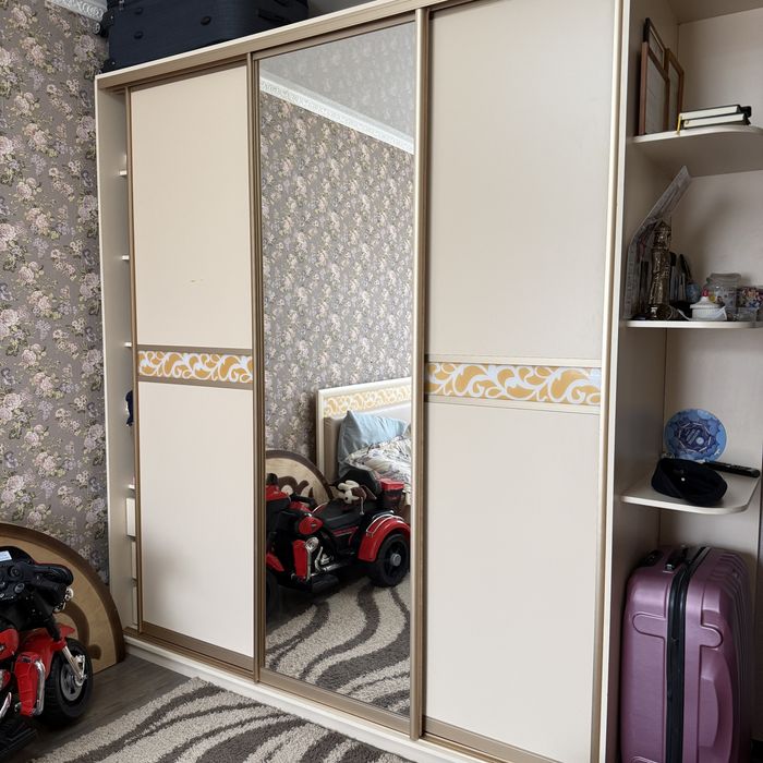 Спальный гарнитур в нормальном состоянии