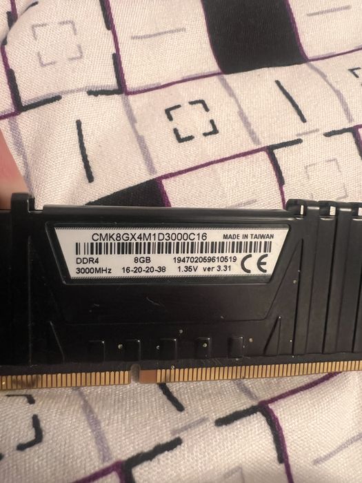 Corsair Vengeance LPX 8GB DDR4 3000MHz CL16 – CMK8GX4M1D3000C16