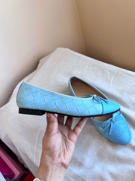 женская обувь разная