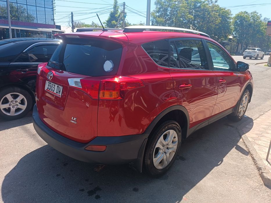 Продам Тоету РАФ 4