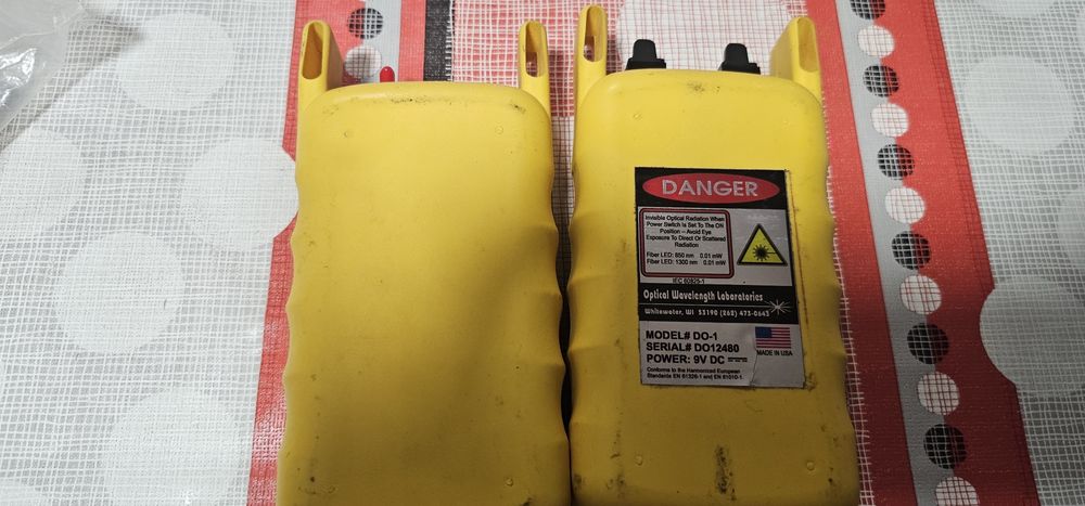 Dual OWL Optical Source
Dual OWL este o sursă de lumină (light