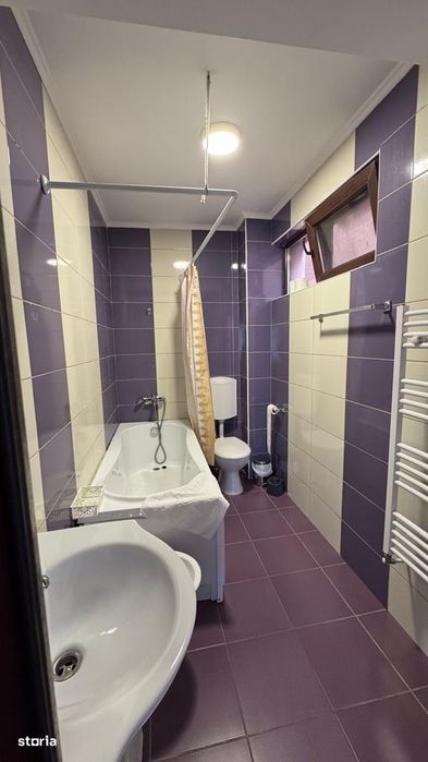 Apartament 3 cam de închiriat, cart. Rogerius