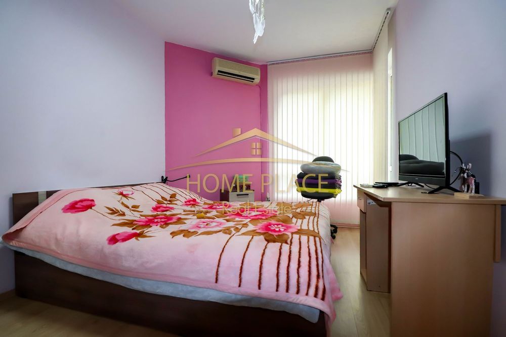 Тристаен апартамент Под Наем в района на Базар Левски