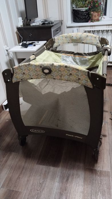 Продам детский манеж