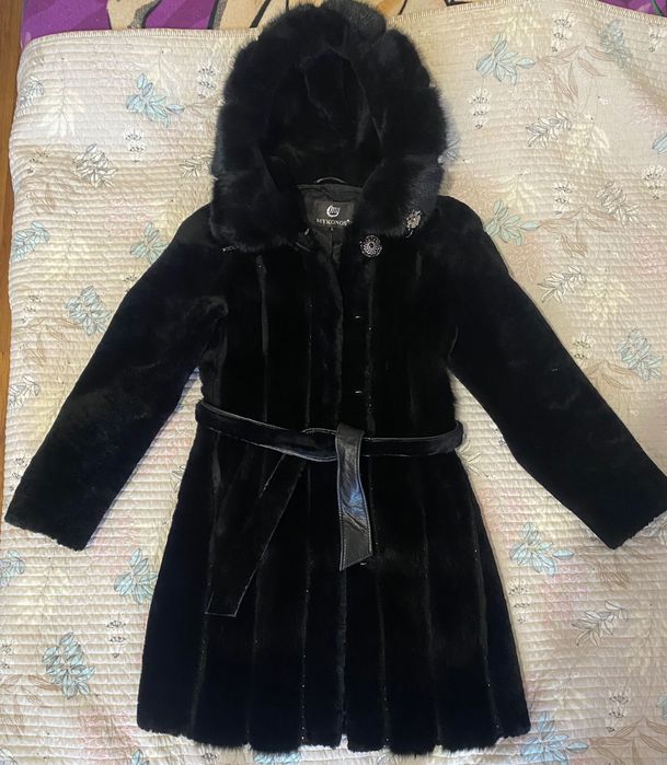 Продам мутоновую шубу