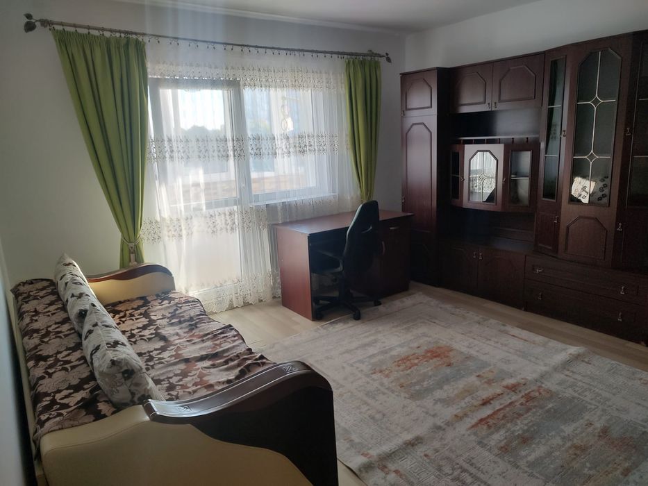 Apartament de închiriat