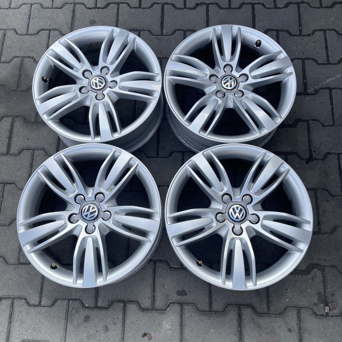 Jante aliaj VW Golf Passat Tiguan octavia leon pe 17 5x112