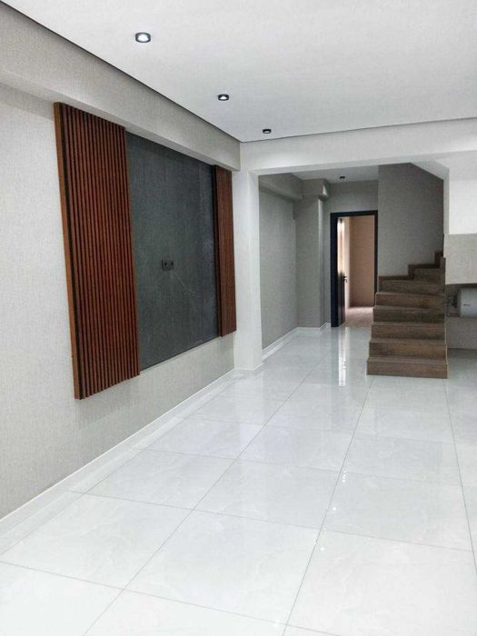 Продается 2 Коттеджа Центре города!