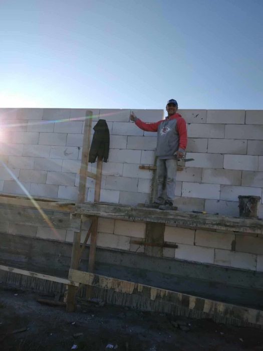 Meseriaș an constructii
