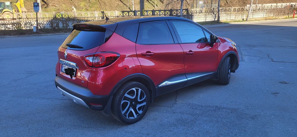Renault Captur editie Helly Hansen/AUTOMAT