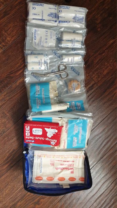 Автомобильные аптечки