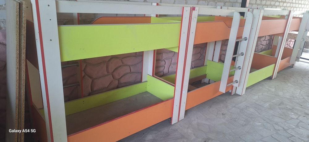 Кровать двухъярусная