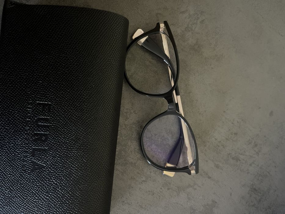 Очила Furla - черни с златна рамка