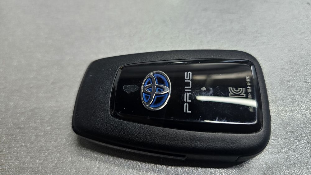 Смарт ключ на приус