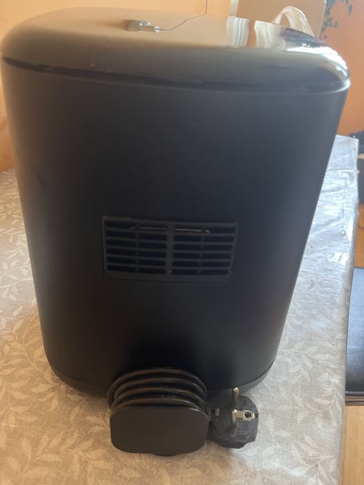 Airfryer Tefal почти нов