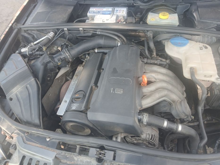 Vând mașină audi a4 1.6 benzina