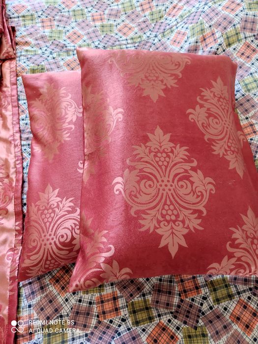 Продам шторы в идеальном состояние