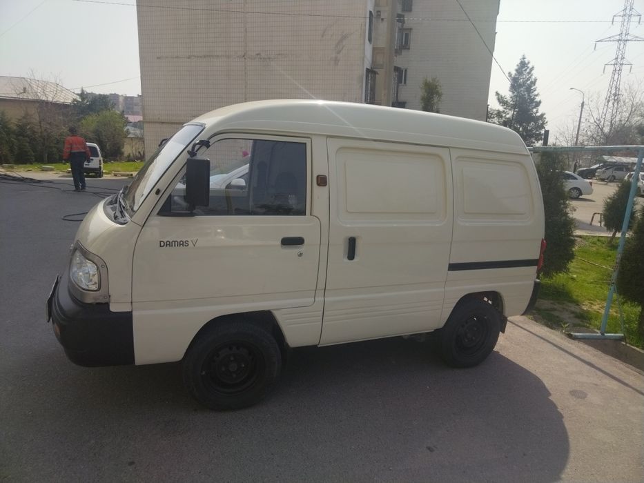 Damas van 2020 sotiladi