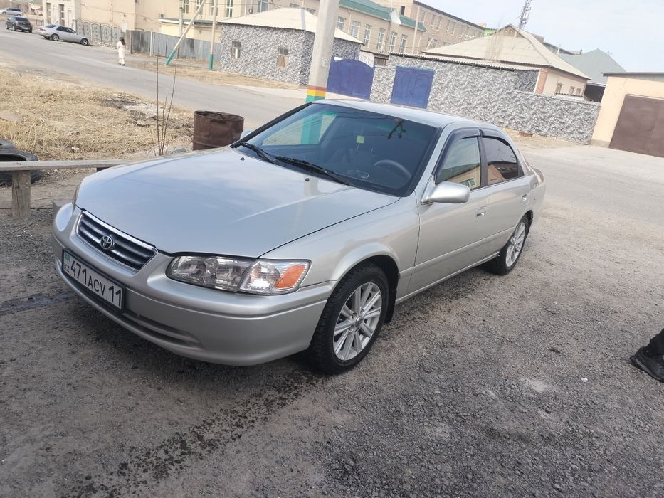 Тойота камри 25. 3 куб