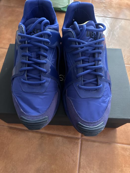Adidasi diesel marime 44