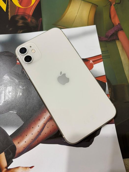 Iphone 11, 64 GB, в отличном состоянии