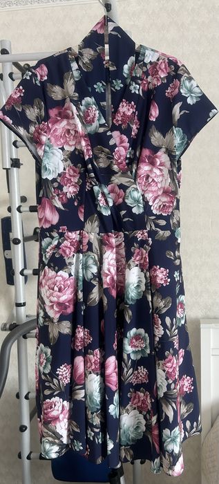 Продаю платья по 1000тенге