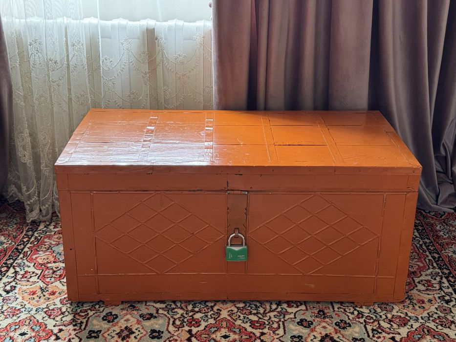 Сундук деверянный