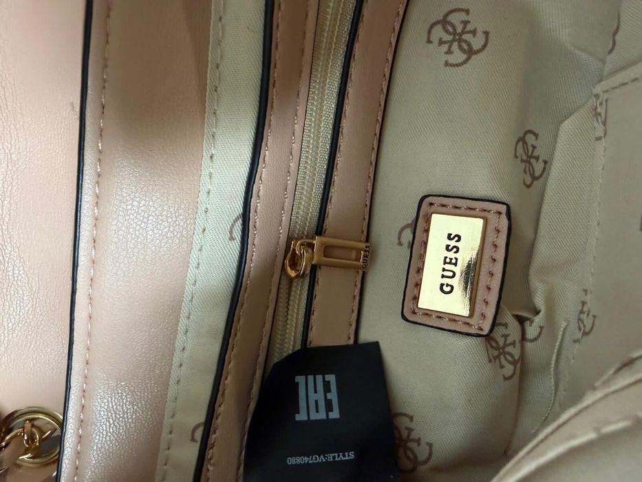 Geanta Guess din piele