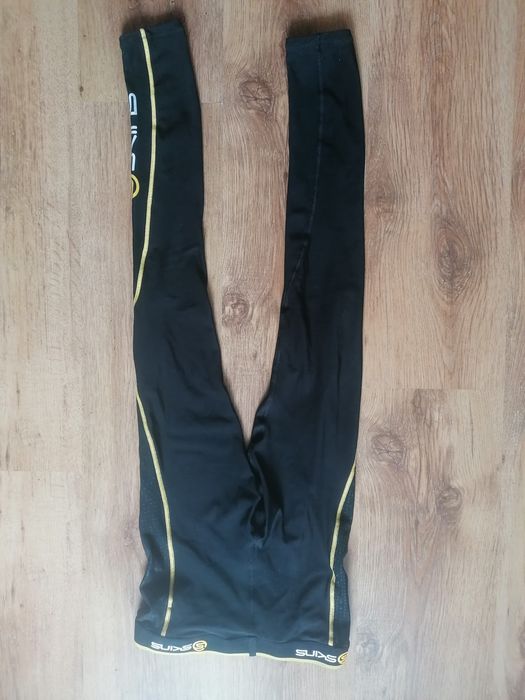 Egari colanti Skins compresie + cadou manecute Skins mma ufc k1 alergare trail running cros adidas nike