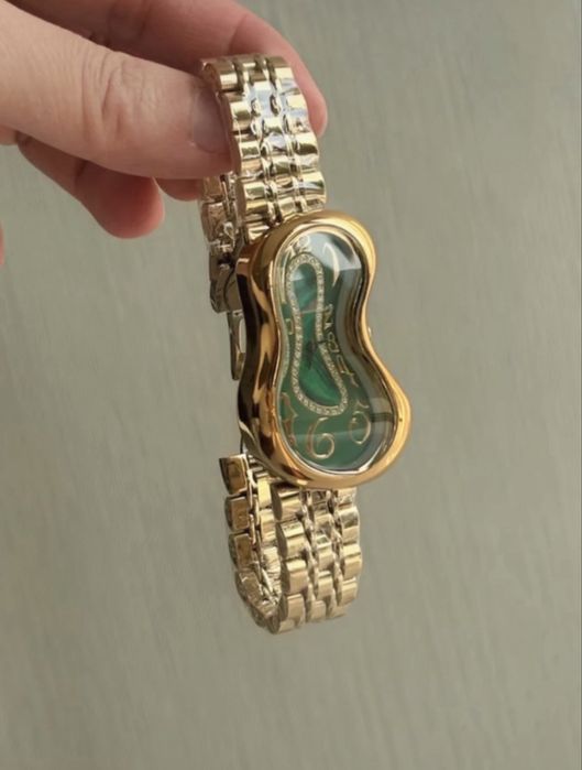 Ceas Elegant de Dama Auriu si Verde,Melting Watch Salvadore Dali Style