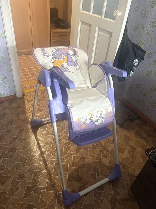 Продам детский стульчик для кормления.