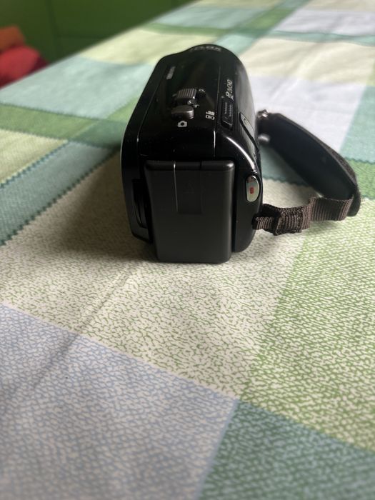 Продам видеокамеру Panasonic
