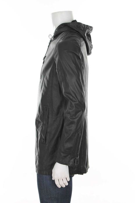 Кожено яке ,KARL LAGERFELD НОВО размер М,