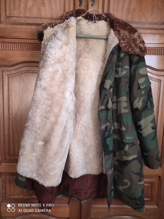 Зимнее армейское меховое полупальто.