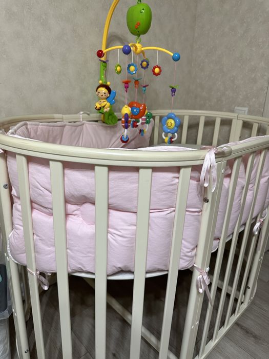 Детская кроватка